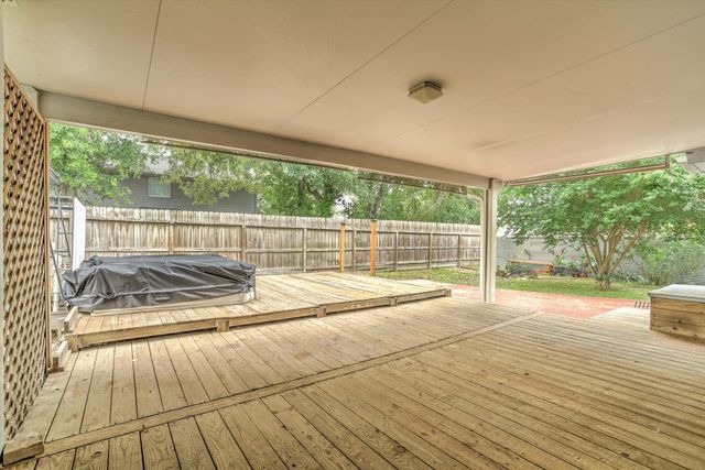 3927 Village Well Drive, Humble, TX 77396