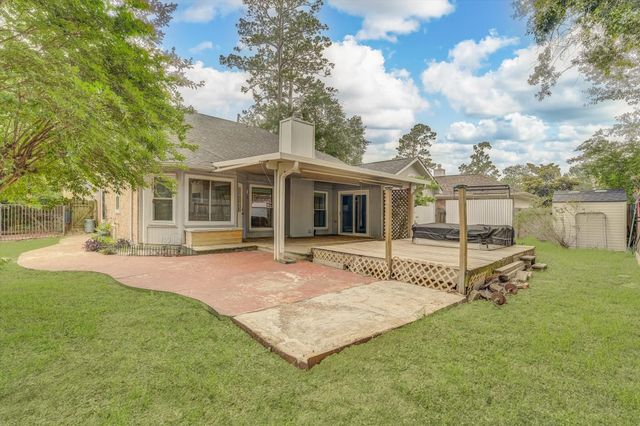 3927 Village Well Drive, Humble, TX 77396