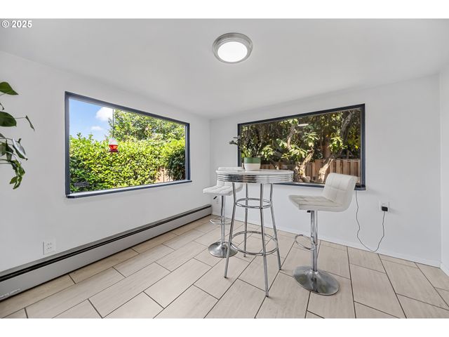 6026 Ne 57th Ave, Portland, OR 97218