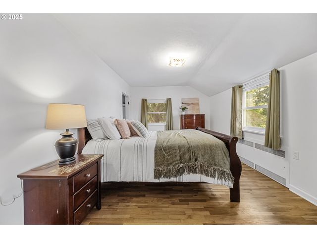 6026 Ne 57th Ave, Portland, OR 97218