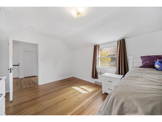 6026 Ne 57th Ave, Portland, OR 97218