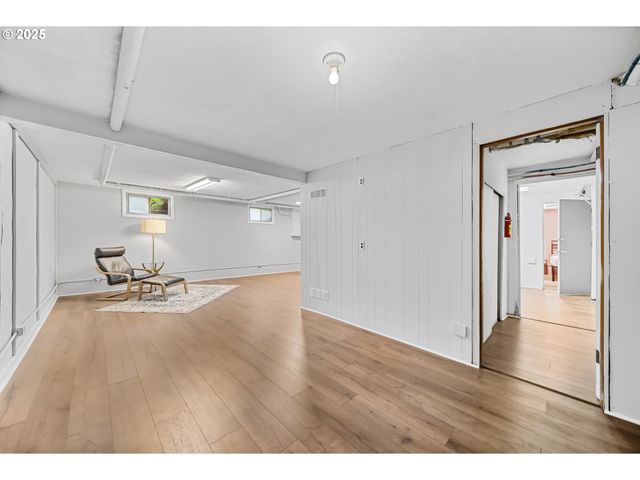 6026 Ne 57th Ave, Portland, OR 97218