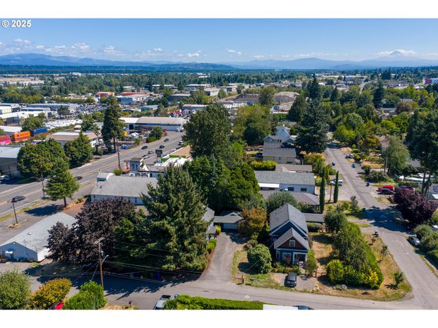 6026 Ne 57th Ave, Portland, OR 97218