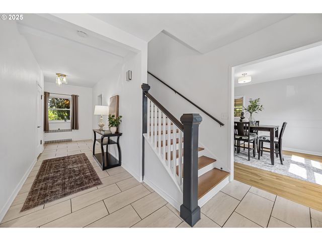 6026 Ne 57th Ave, Portland, OR 97218