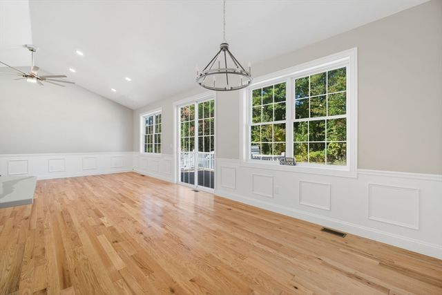 31 High Bluff, Belchertown, MA 01007
