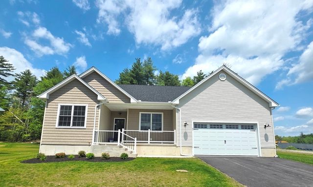 31 High Bluff, Belchertown, MA 01007