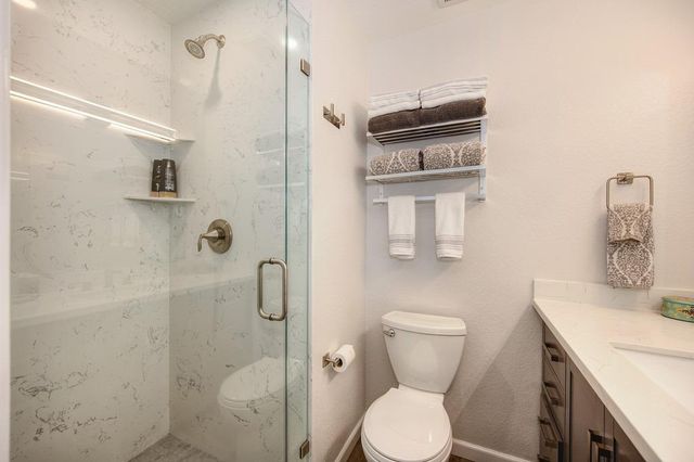 6837 Waxwing Way, Sacramento, CA 95842