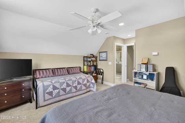 2112 Springstone Drive, Leland, NC 28451