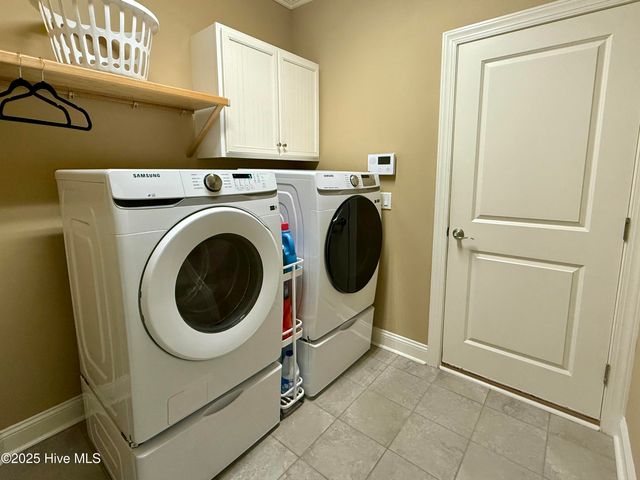 2112 Springstone Drive, Leland, NC 28451