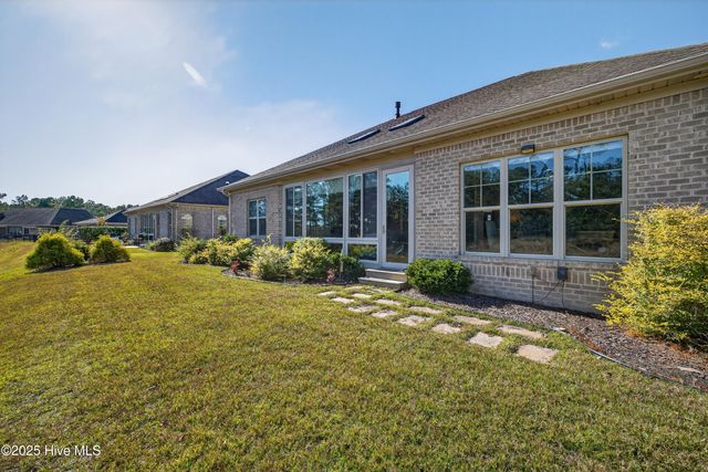 2112 Springstone Drive, Leland, NC 28451