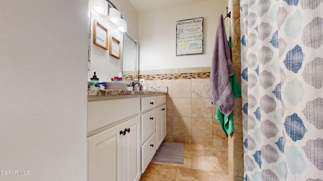 453 EL CAMINO Drive, El Paso, TX 79912