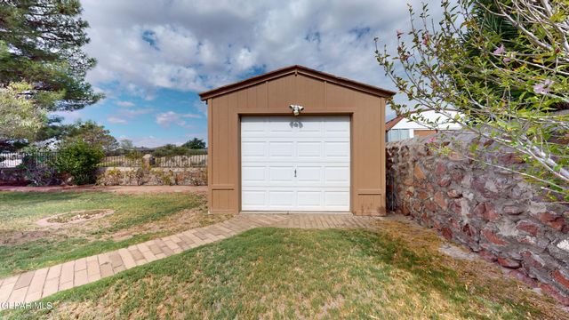 453 EL CAMINO Drive, El Paso, TX 79912