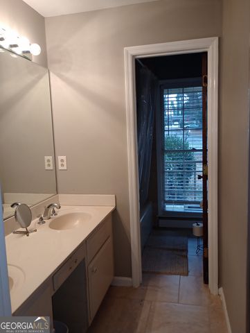 2589 King Circle SE, Conyers, GA 30013