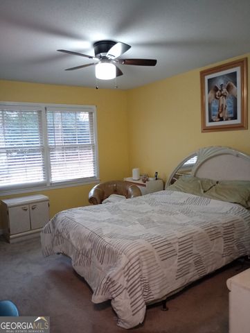 2589 King Circle SE, Conyers, GA 30013