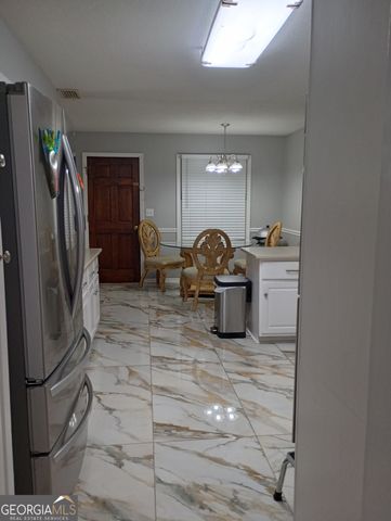 2589 King Circle SE, Conyers, GA 30013