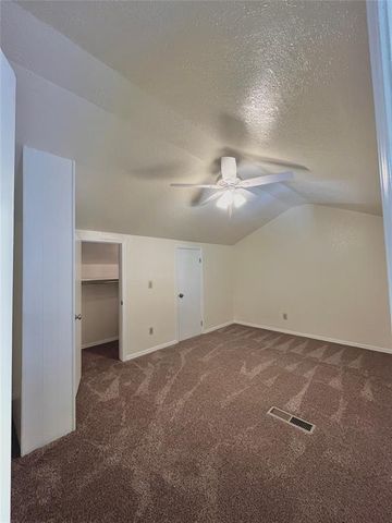 1901 E Lindsey Street 9B, Norman, OK 73071