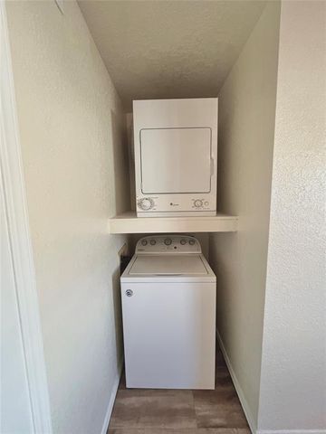 1901 E Lindsey Street 9B, Norman, OK 73071