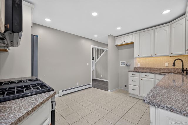 33 Parkway Boulevard, Wyandanch, NY 11798