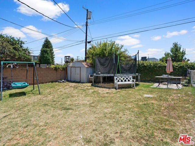 14992 Oro Grande Street, Sylmar (los Angeles), CA 91342