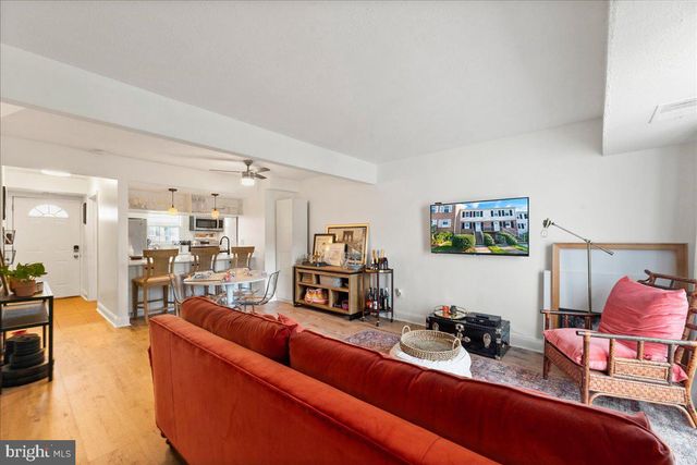 14419 GOLDEN OAK CT, Centreville, VA 20121