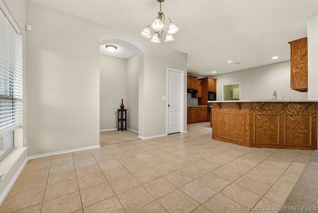3900 W Vicksburg Street, Broken Arrow, OK 74011