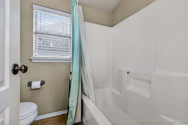 3900 W Vicksburg Street, Broken Arrow, OK 74011