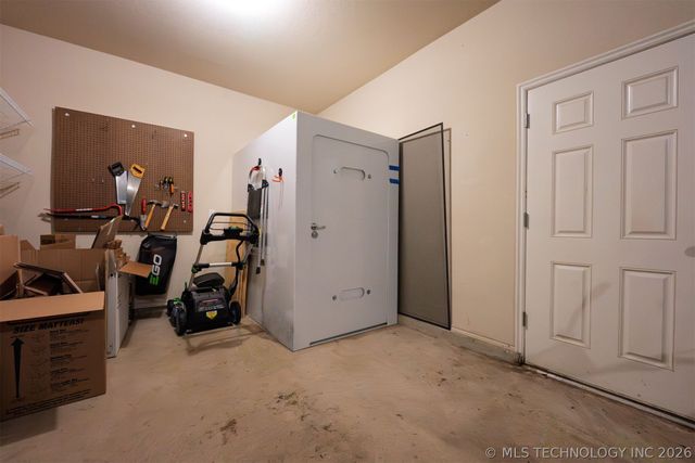 3900 W Vicksburg Street, Broken Arrow, OK 74011