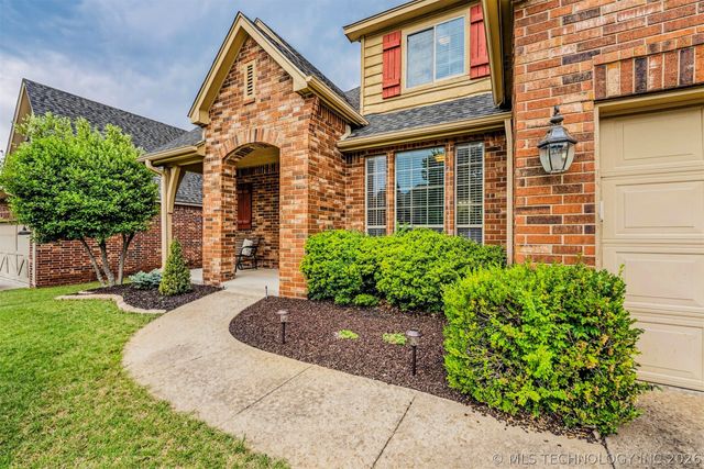 3900 W Vicksburg Street, Broken Arrow, OK 74011