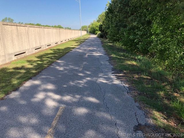 3900 W Vicksburg Street, Broken Arrow, OK 74011