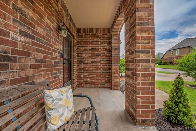 3900 W Vicksburg Street, Broken Arrow, OK 74011
