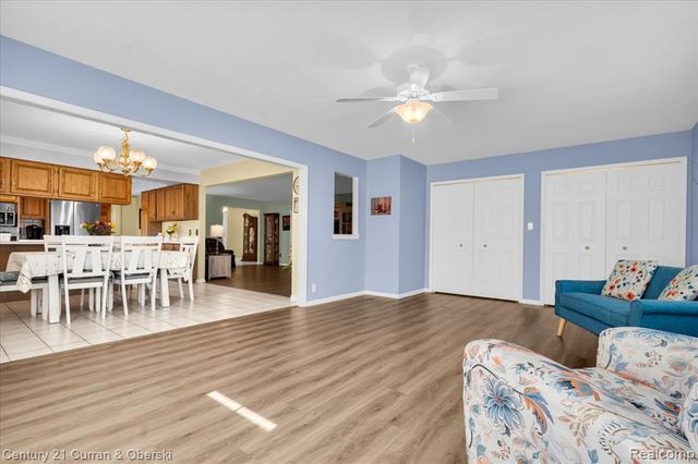 13741 Chestnut Street, Southgate, MI 48195