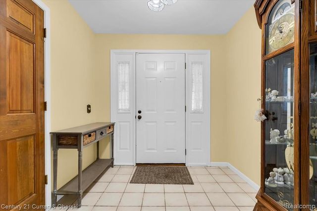 13741 Chestnut Street, Southgate, MI 48195