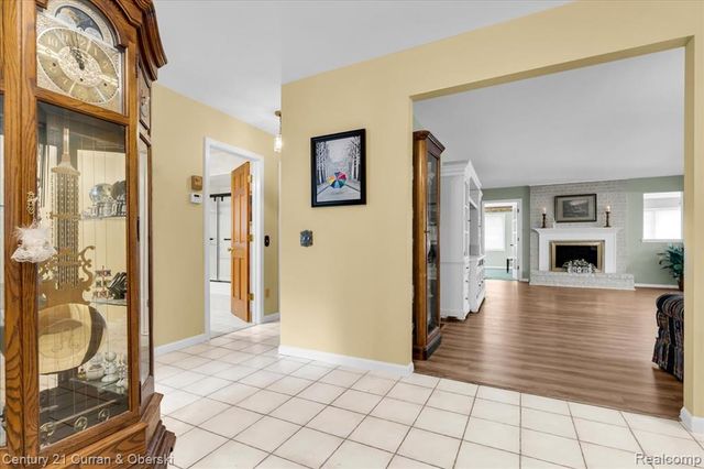 13741 Chestnut Street, Southgate, MI 48195