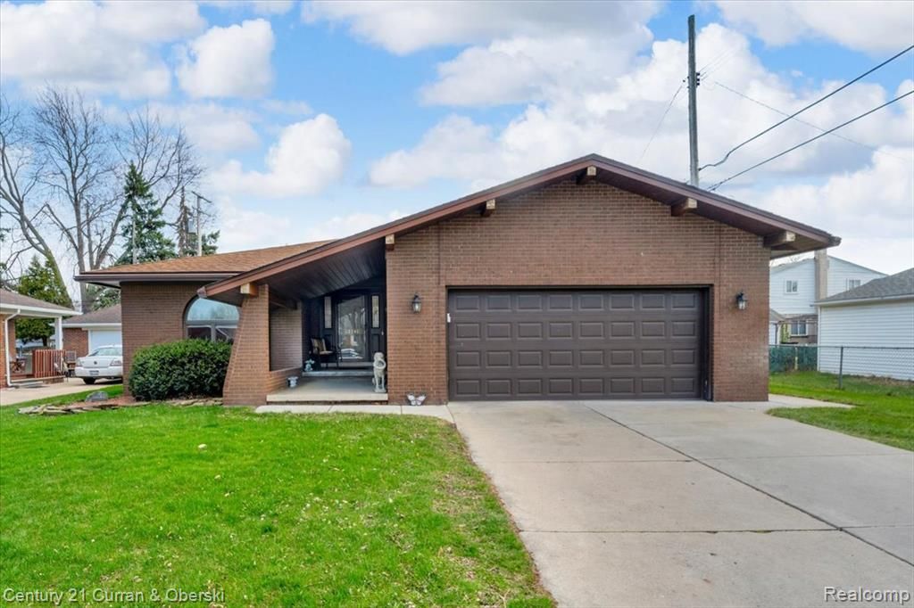 13741 Chestnut Street, Southgate, MI 48195