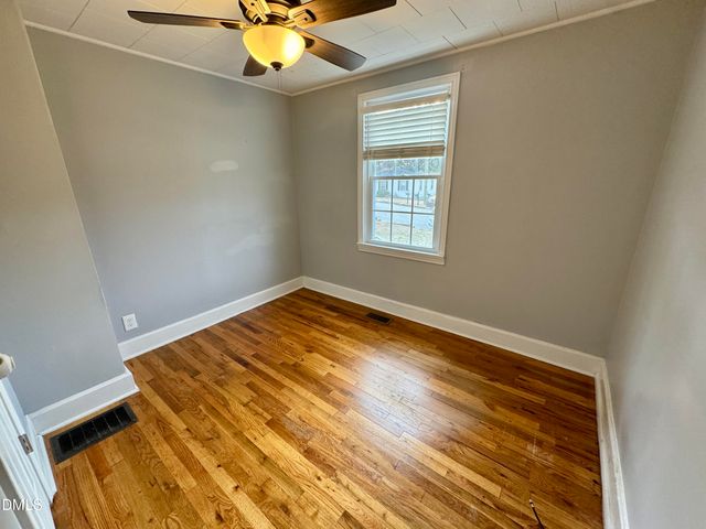 902 E Joyner Street, Clayton, NC 27520