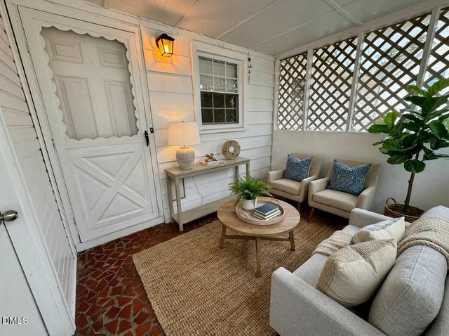 902 E Joyner Street, Clayton, NC 27520