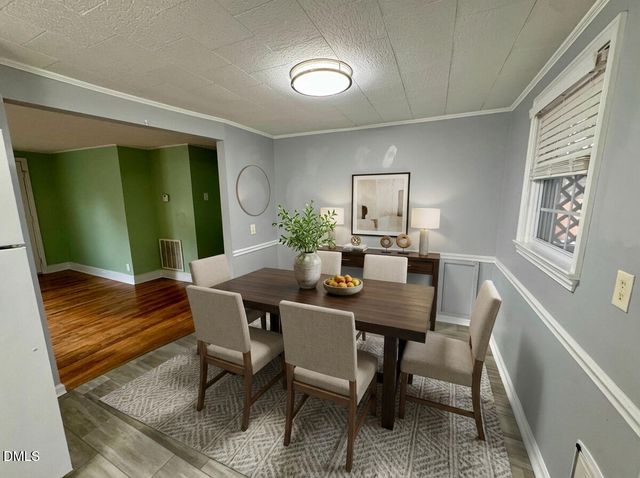 902 E Joyner Street, Clayton, NC 27520