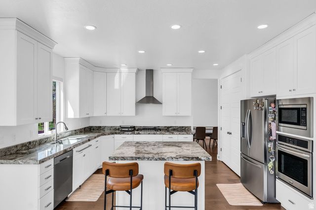 12517 N MINOTS LEDGE DR, Highland, UT 84003
