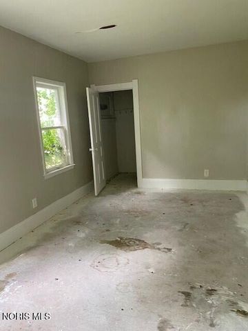 1019 Gordon Street, Toledo, OH 43609