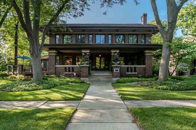 1308 HARLEM Boulevard, Rockford, IL 61103