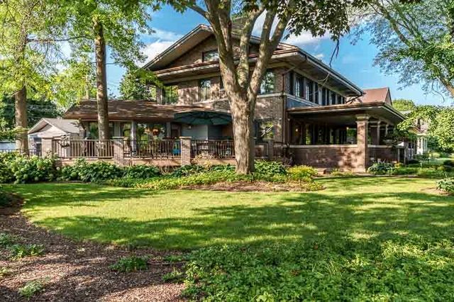 1308 HARLEM Boulevard, Rockford, IL 61103