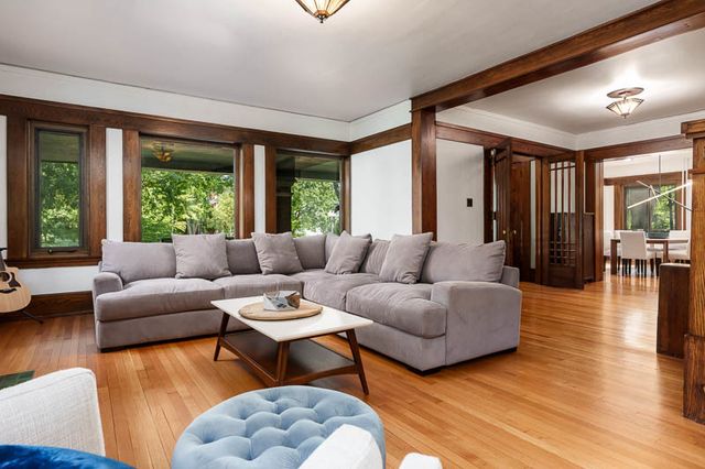 1308 HARLEM Boulevard, Rockford, IL 61103