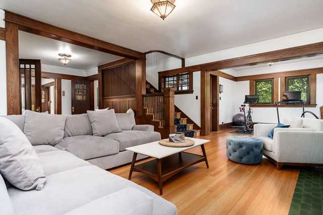 1308 HARLEM Boulevard, Rockford, IL 61103