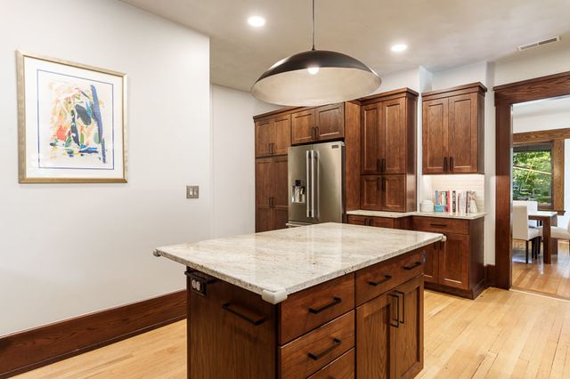 1308 HARLEM Boulevard, Rockford, IL 61103