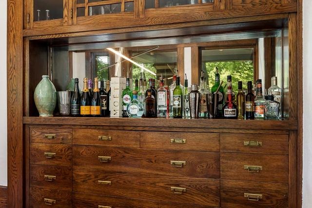 1308 HARLEM Boulevard, Rockford, IL 61103