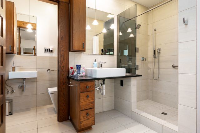 1308 HARLEM Boulevard, Rockford, IL 61103