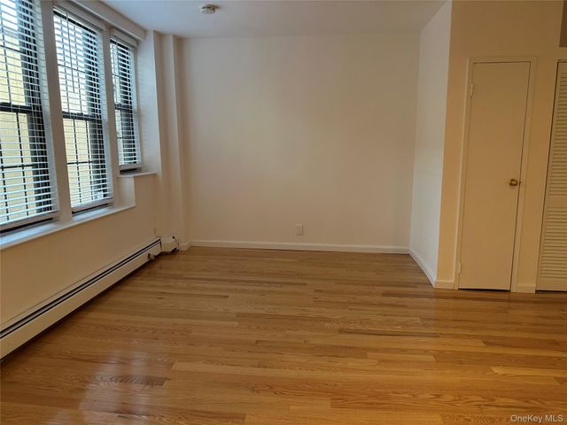 310 Riverside Boulevard 2K, Long Beach, NY 11561