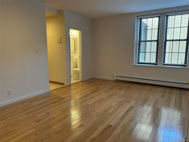 310 Riverside Boulevard 2K, Long Beach, NY 11561
