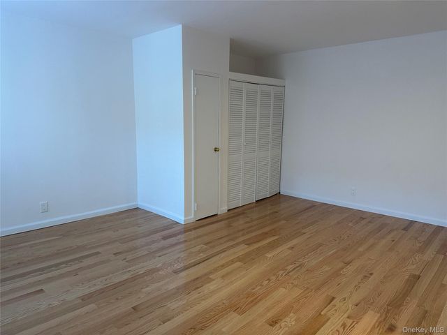 310 Riverside Boulevard 2K, Long Beach, NY 11561