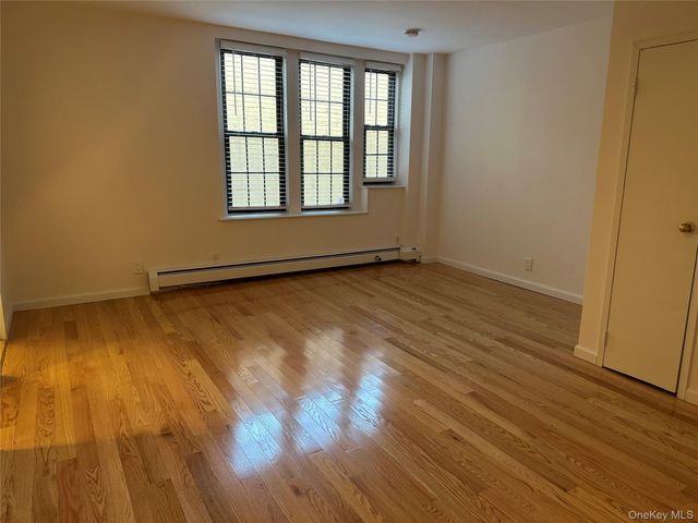 310 Riverside Boulevard 2K, Long Beach, NY 11561